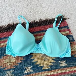 Victoria’s Secret 3/4 Cup IPEX Pastel Blue Embroidered Floral Bra Size 36D